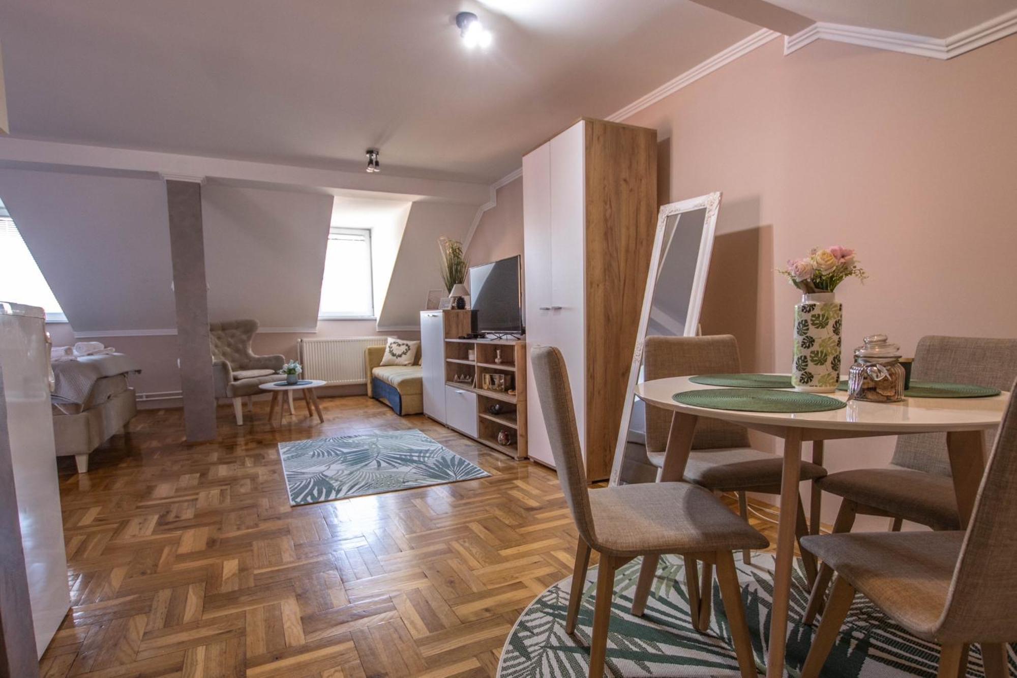 Garden Apartment Subotica Exterior foto